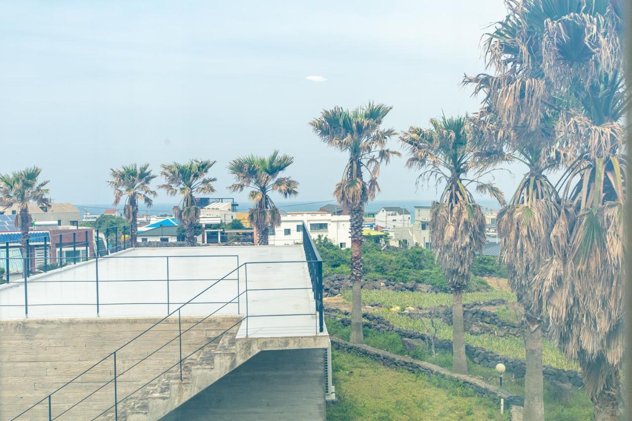 Lunamar Pension 済州市 エクステリア 写真