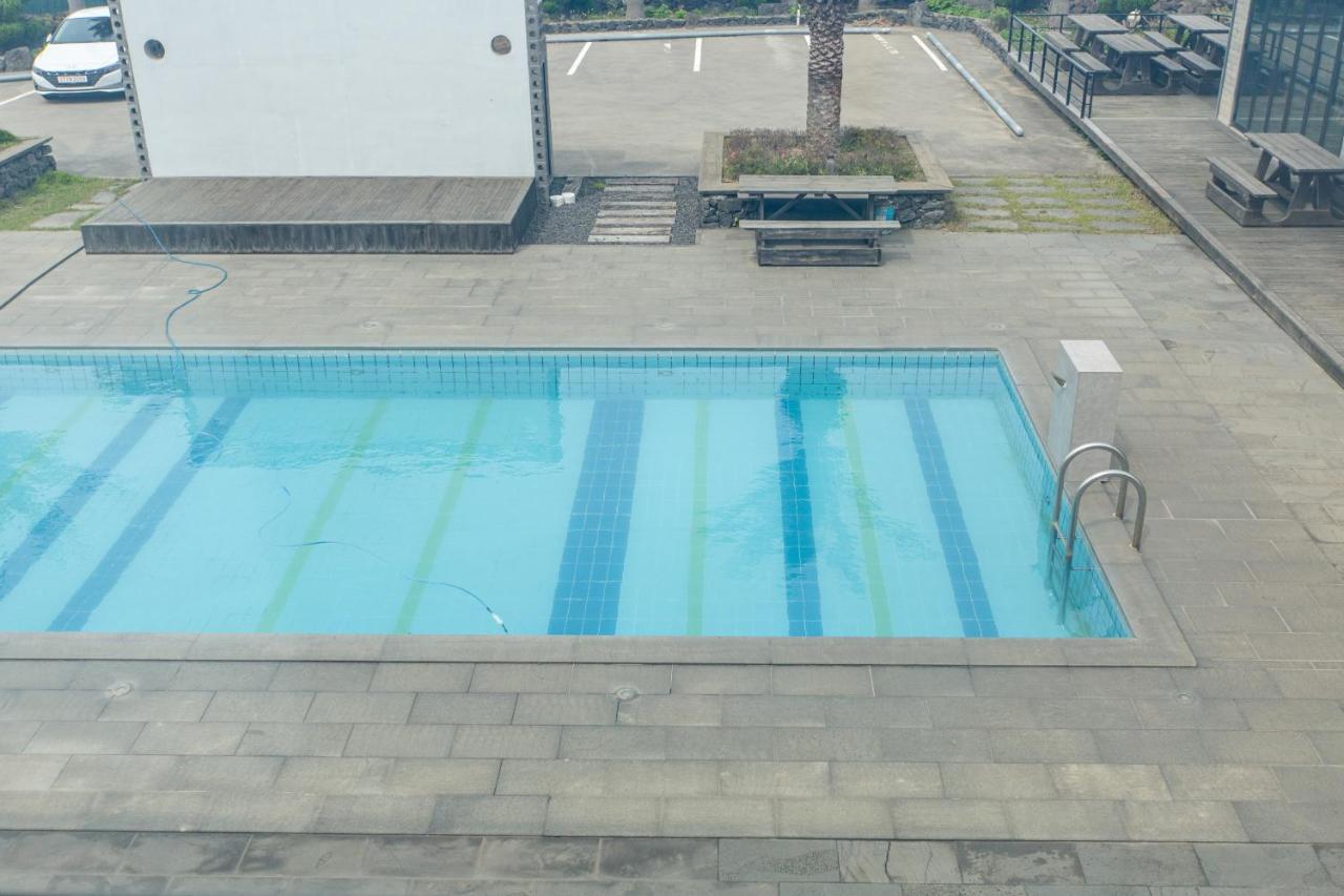 Lunamar Pension 済州市 エクステリア 写真