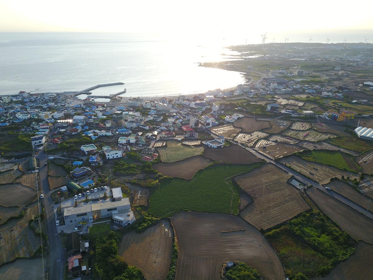 Lunamar Pension 済州市 エクステリア 写真